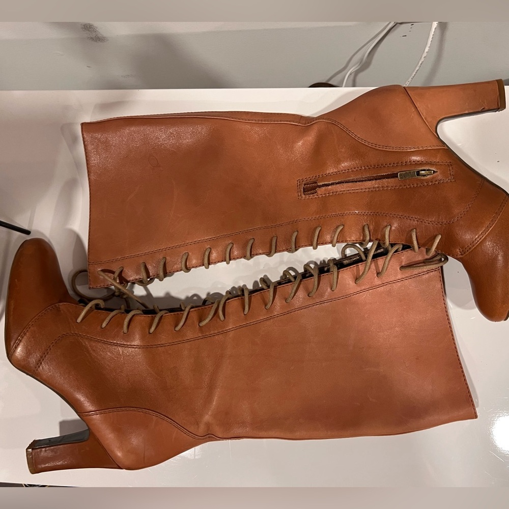 Banana republic tie boots